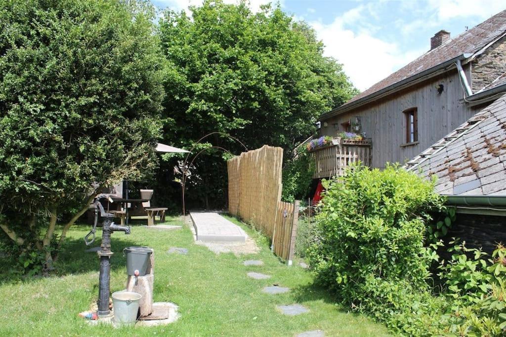Gite Les 7 Frenes Vaux-sur-Sure Eksteriør bilde